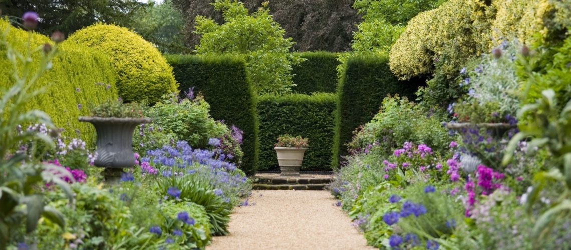 1496701582-garden-pruning