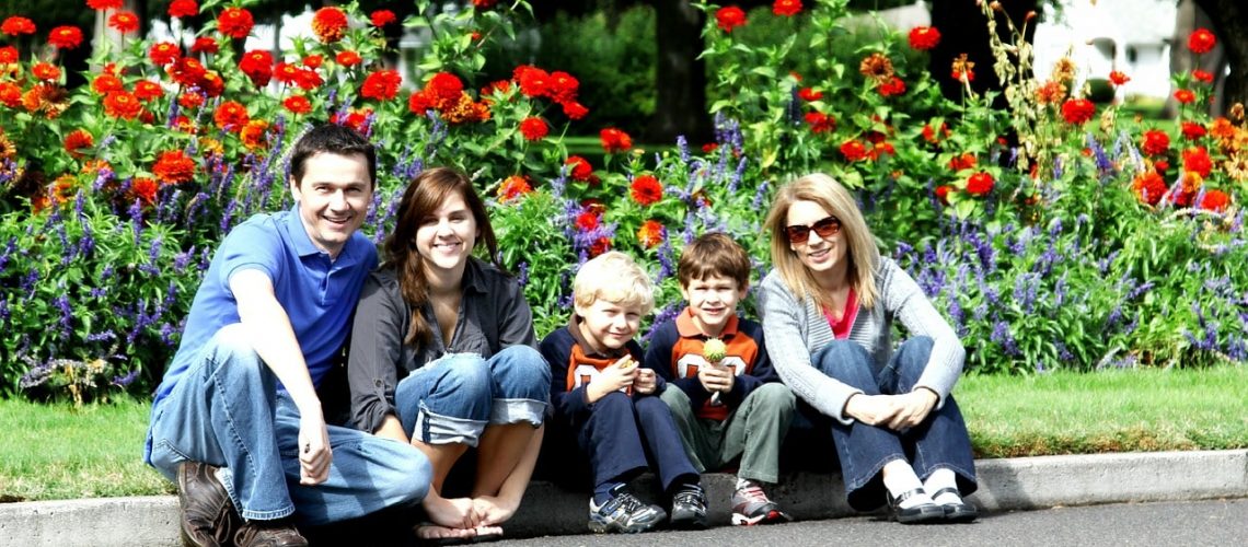 family-g79123dfd6_1280